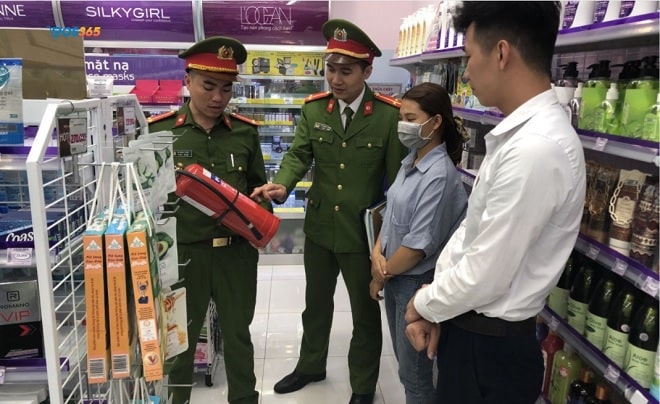 mở cửa h&agrave;ng tiện lợi cần g&igrave;