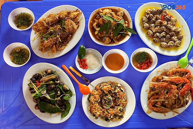 Kinh doanh qu&aacute;n ốc c&oacute; l&atilde;i kh&ocirc;ng