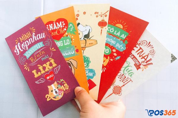 Tặng kèm quà hoặc áp dụng miễn phí vận chuyển