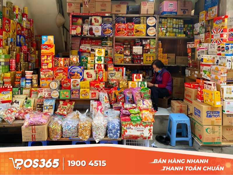 Nghi&ecirc;n cứu thị trường mở tiệm tạp ho&aacute; ở qu&ecirc; trước khi khởi nghiệp