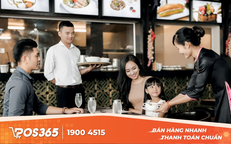 Kỹ năng thanh toán chính xác, tiễn khách chân thành