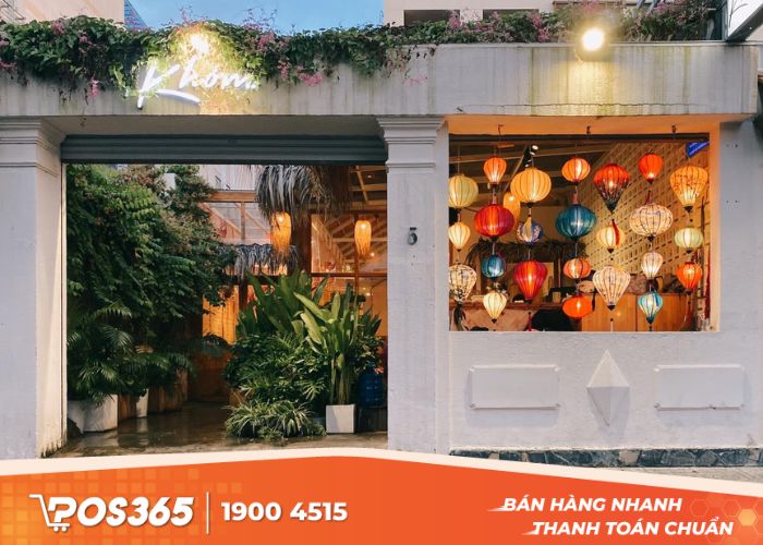 Đèn lồng nhiều màu sắc trang trú trung thu quán cafe