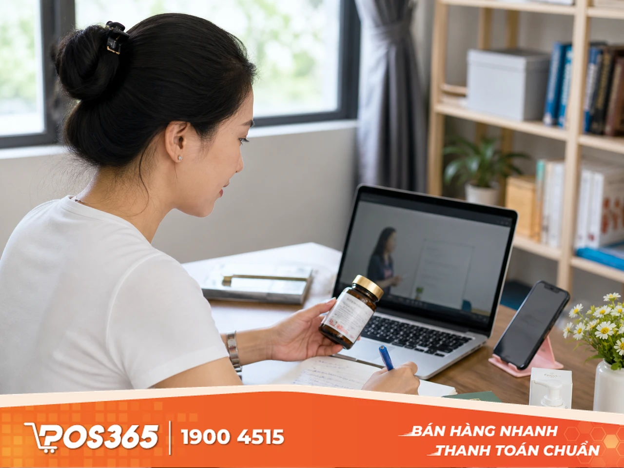 Tham gia các khóa huấn luyện sản phẩm và kỹ năng