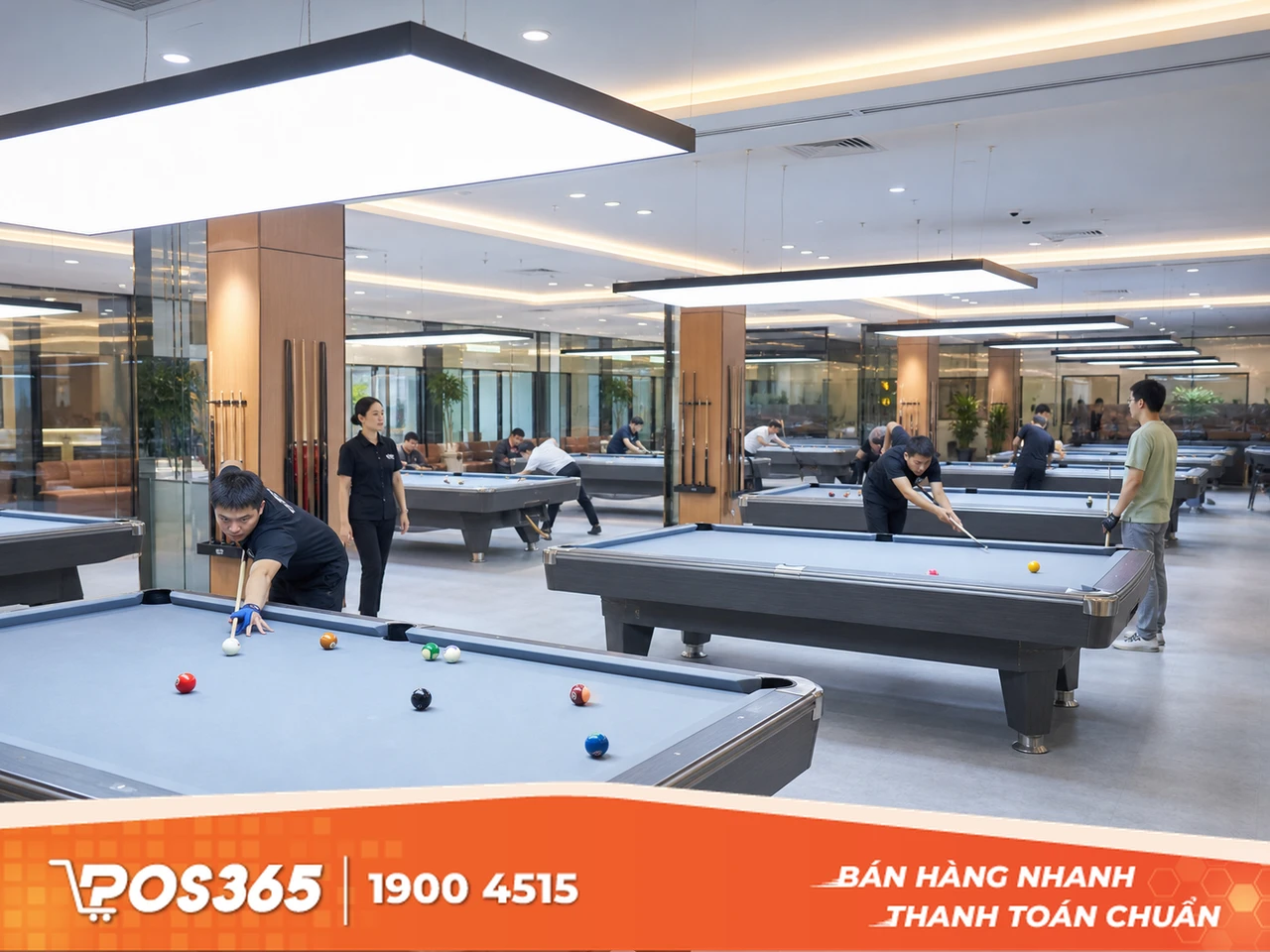 Thiết kế không gian mở, đầy đủ ánh sáng chuẩn thể thao
