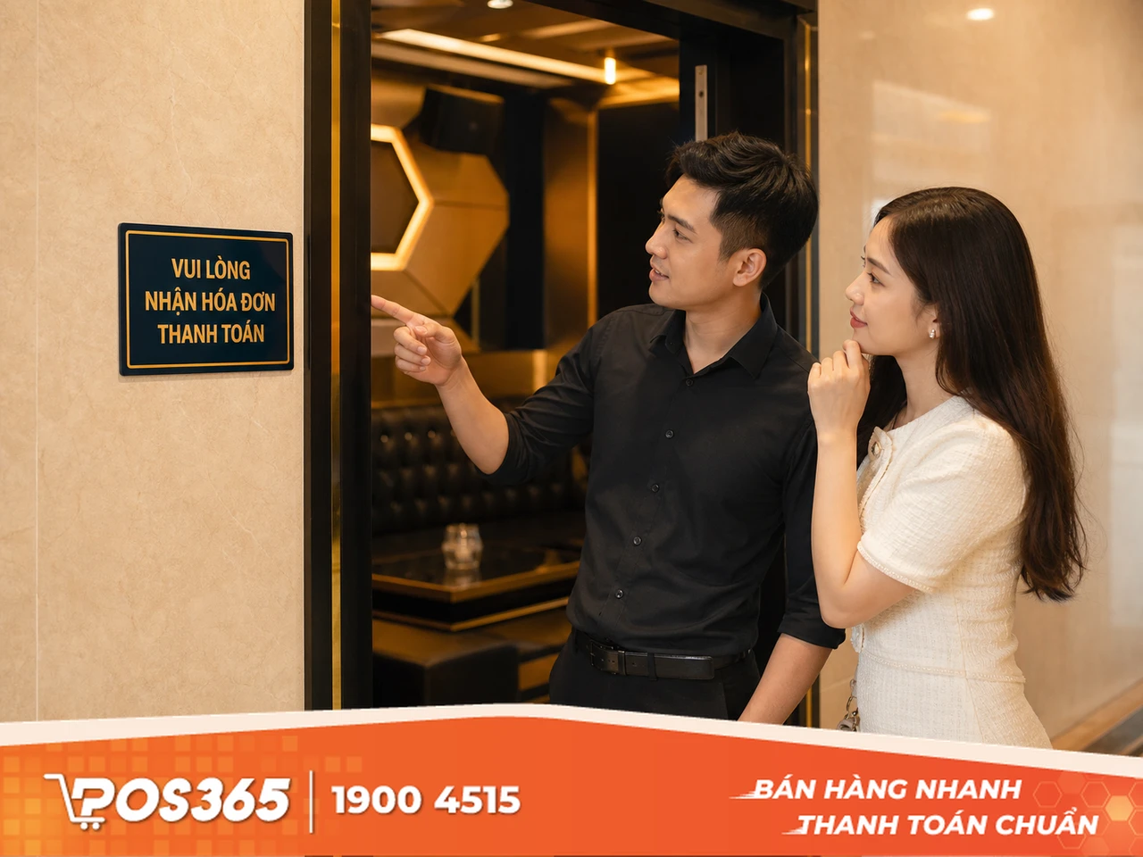 Treo bảng cam kết "Kh&ocirc;ng h&oacute;a đơn - Miễn ph&iacute; giờ h&aacute;t" tại quầy v&agrave; ph&ograve;ng
