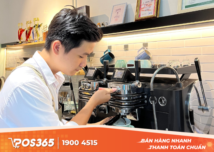 Chuẩn bị các nguyên liệu và dụng cụ khi mở quầy bar