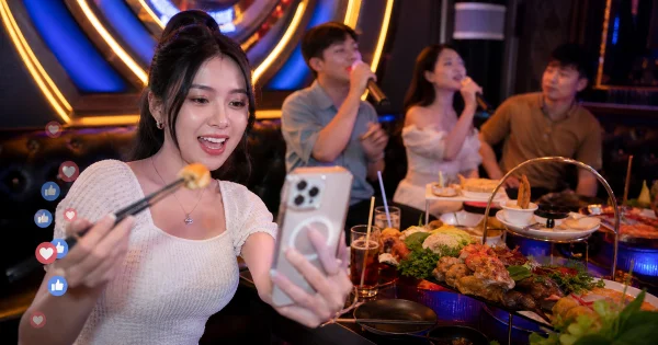 Tận dụng KOLs, Reviewer ẩm thực/giải trí để PR quán karaoke